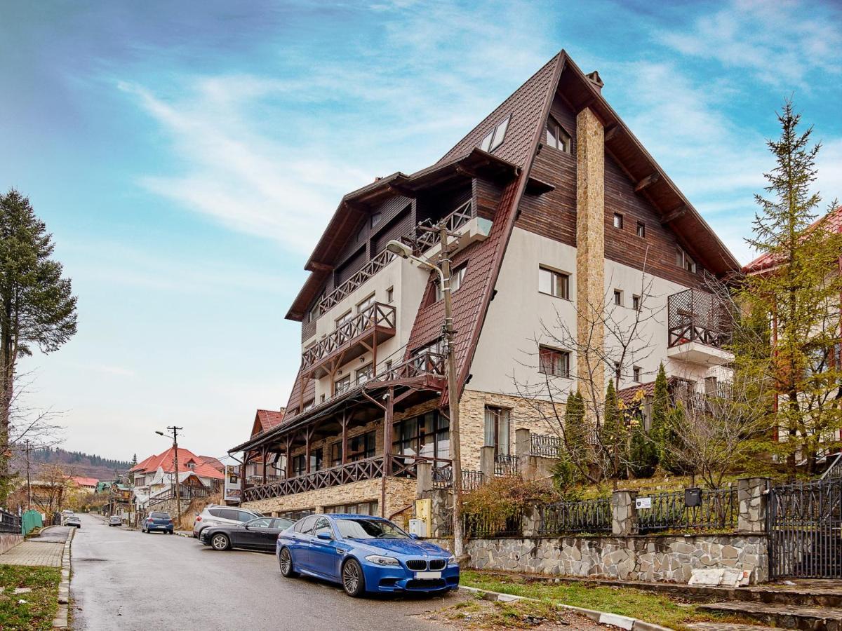 Hotel Kayus Buşteni Exterior foto